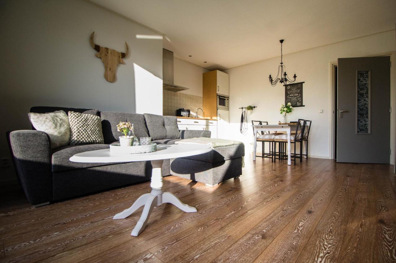 T'Hus Bed & Breakfast Katlijk Exteriér fotografie